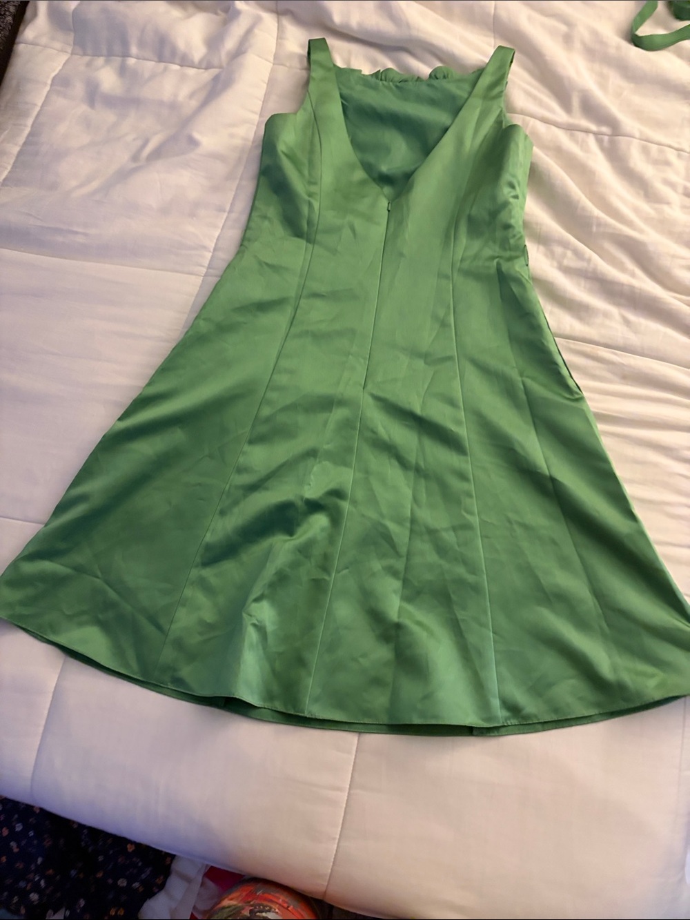 David's Bridal Mint Green Dress with Rosette Detail Size 10 - Picture 6 of 9
